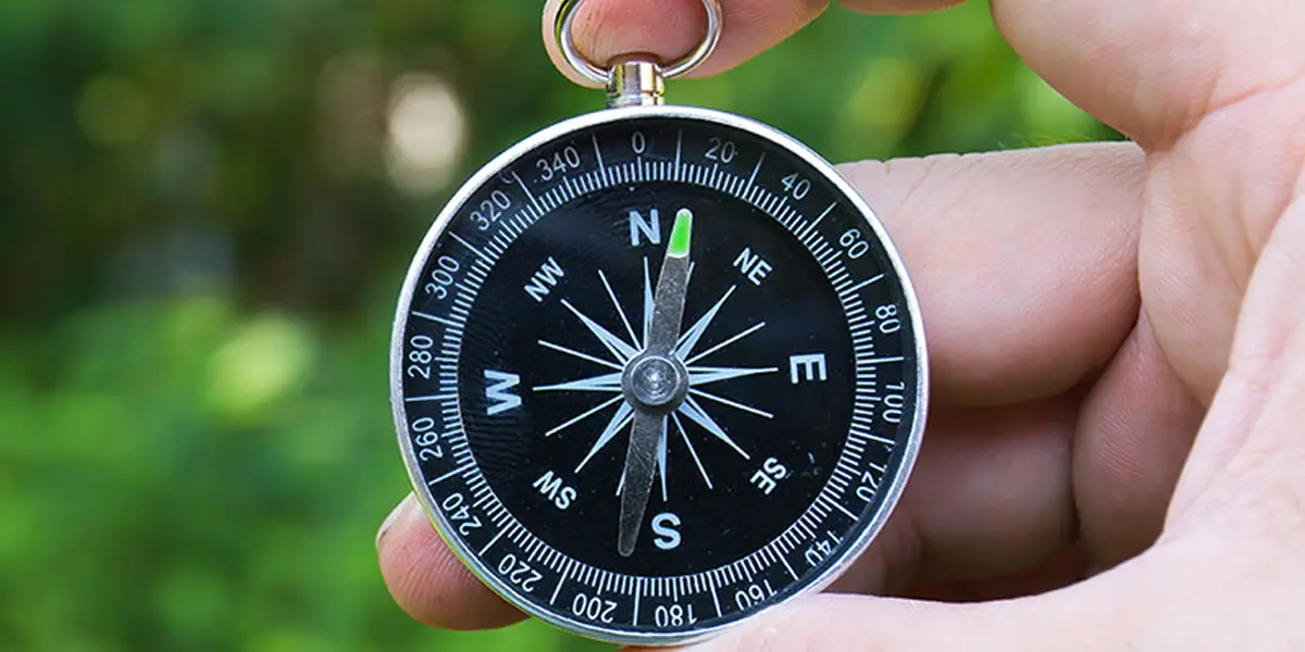 Modern compasses